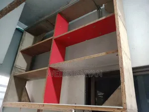 Shop shelves for sale with a table free free