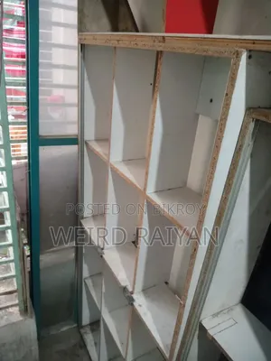 Shop shelves for sale with a table free free