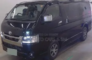 নতুন টয়োটা হাইয়েস ২০২৬ কালো