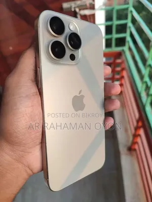 অ্যাপল আইফোন ১৫ প্রো ম্যাক্স ২৫৬ জিবি হোয়াইট