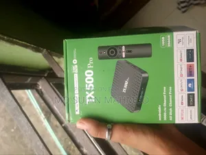 এটি TX500 Pro অ্যান্ড্রয়েড টিভি বক্স।