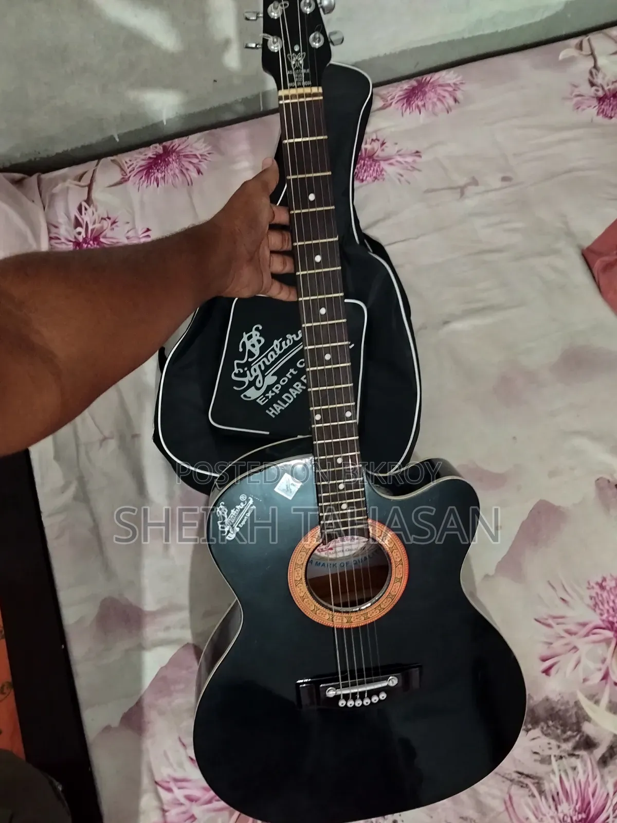 A brand new guitar is for sale