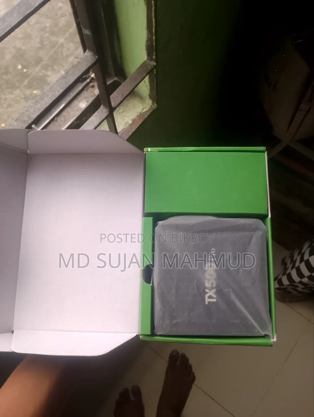 এটি TX500 Pro অ্যান্ড্রয়েড টিভি বক্স।