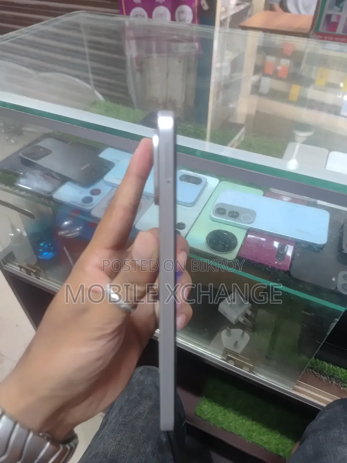 হেলিও ১২৮ জিবি ব্লু