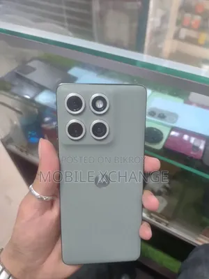 মোটর চলা এজ ৬০ প্রো ২৫৬ জিবি গ্রে