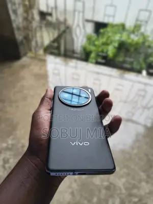 ভিভো এক্স১০০ ২৫৬ জিবি কালো