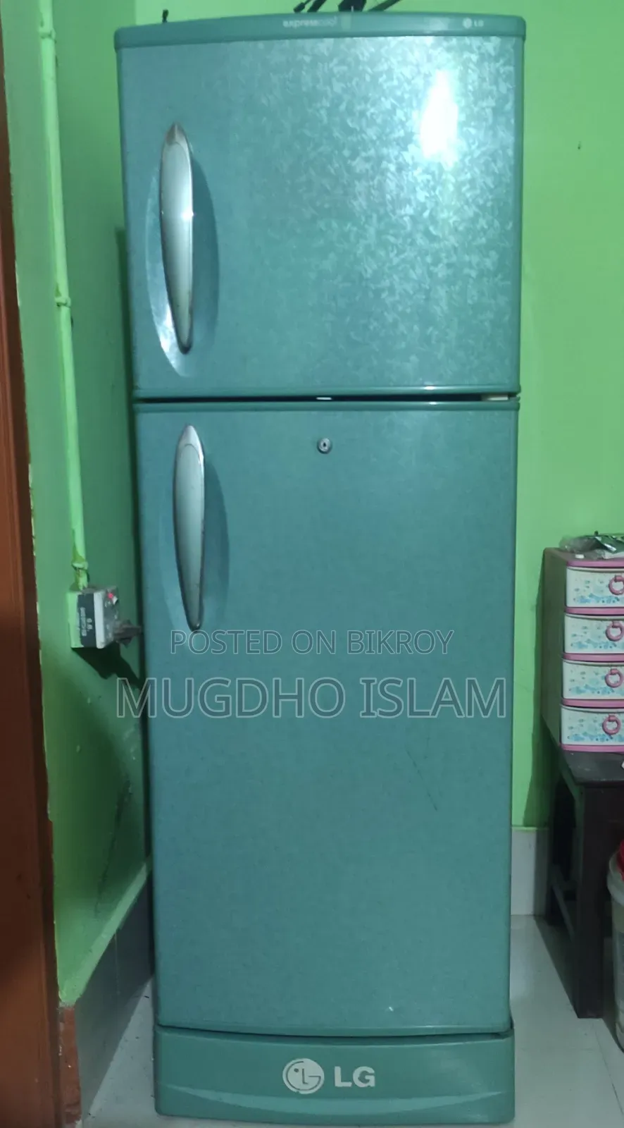সম্পন্ন ভালো কন্ডিশন এর এলজি ফ্রিজ