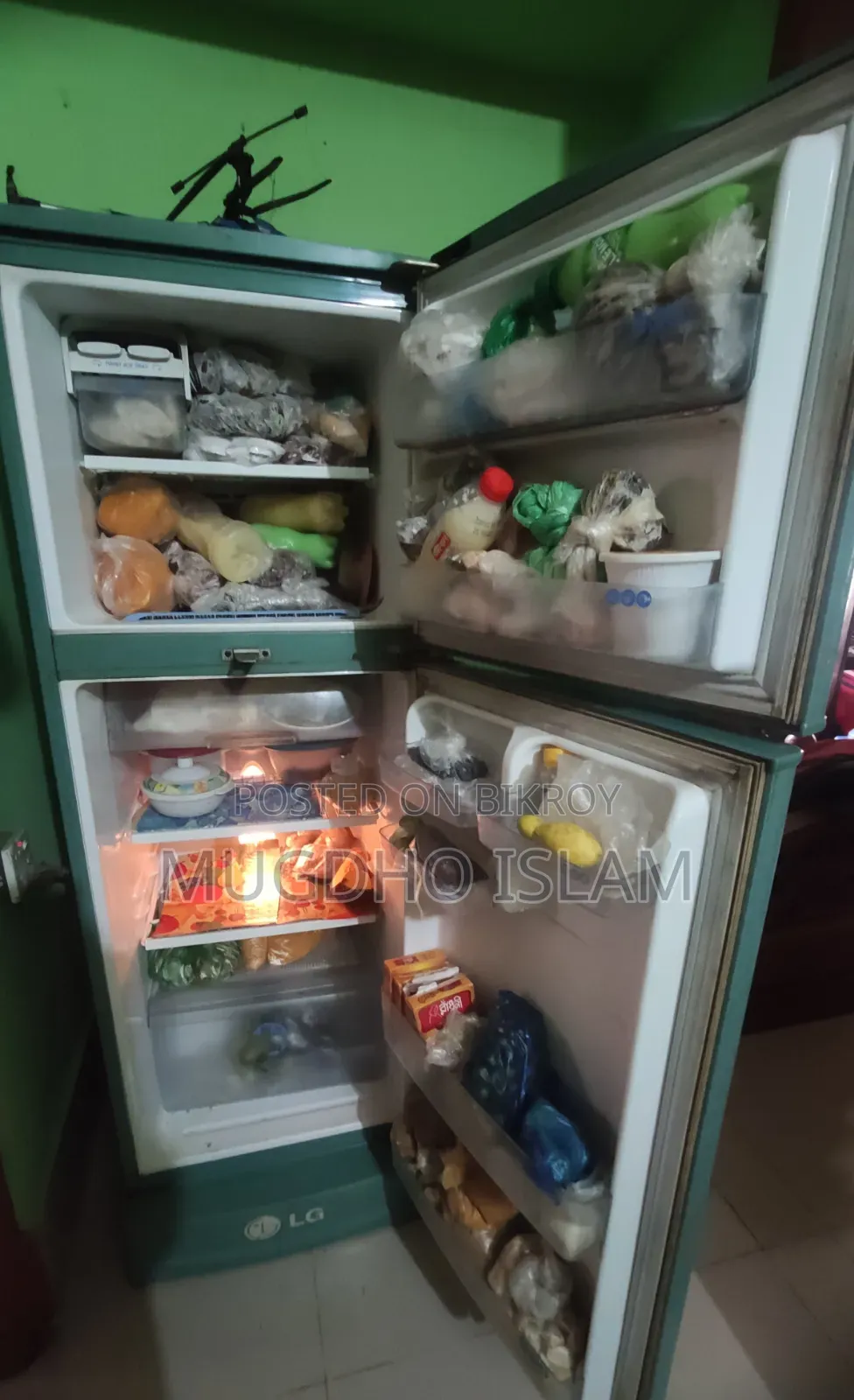 সম্পন্ন ভালো কন্ডিশন এর এলজি ফ্রিজ