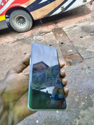ওয়ানপ্লাস ১১ ২৫৬ জিবি সিলভার