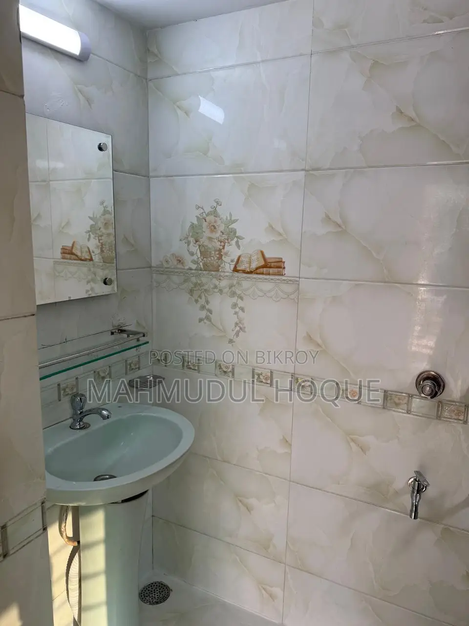 মোহাম্মদপুরের আনজাক আশালতায় আসবাবপত্রসহ ৩ বেডরুমের অ্যাপার্টমেন্ট বিক্রয়ের জন্য