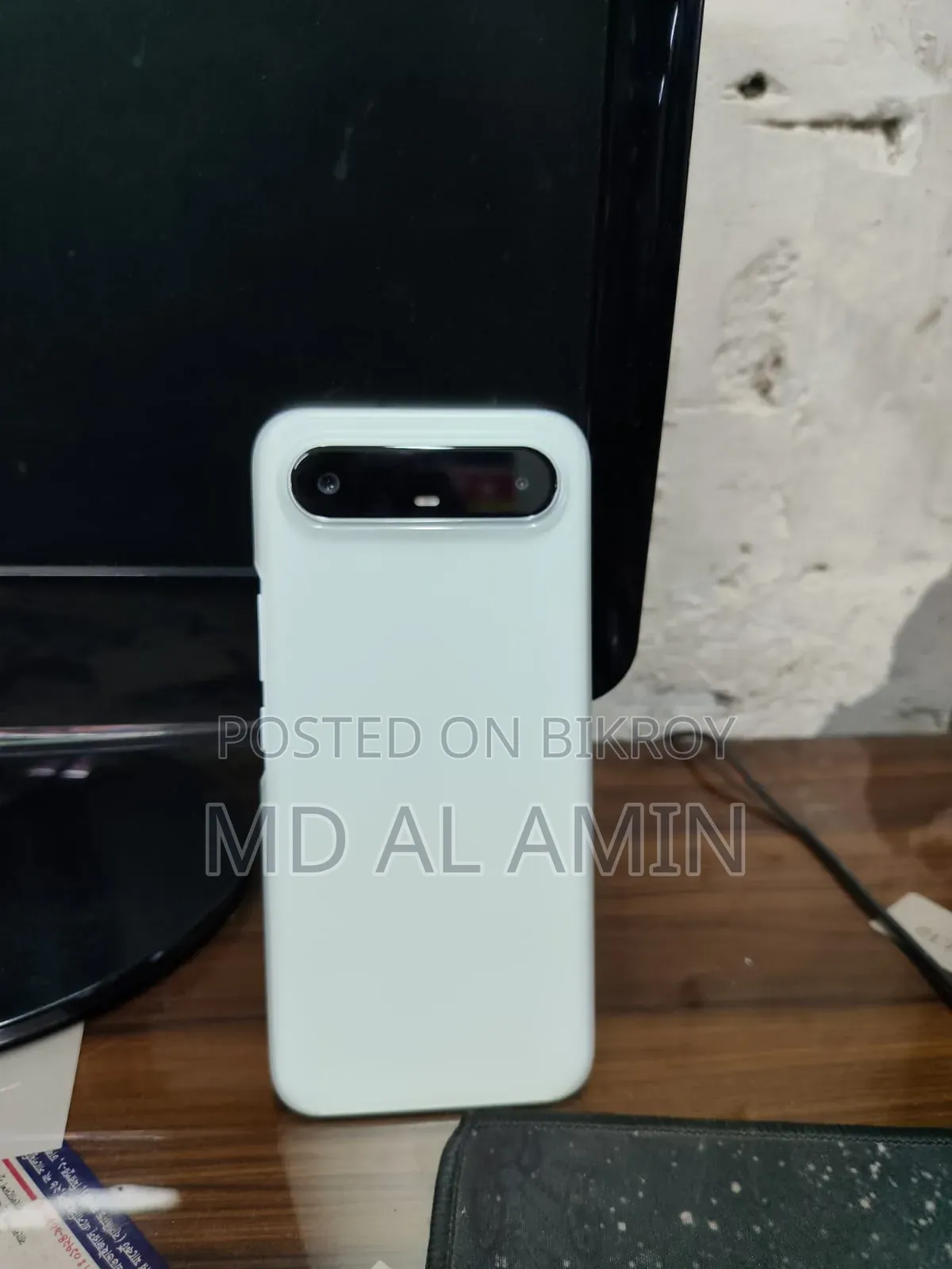 টেকনো পোভা স্লিম ৫জি ২৫৬ জিবি সাদা