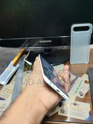 টেকনো পোভা স্লিম ৫জি ২৫৬ জিবি সাদা