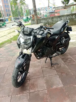 TVS Apache RTR 160 4V 2023 Black