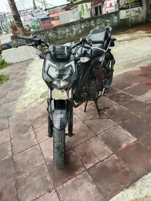 টিভিএস অ্যাপাচি আরটিআর ১৬০ ৪ভি ২০১৯ কালো