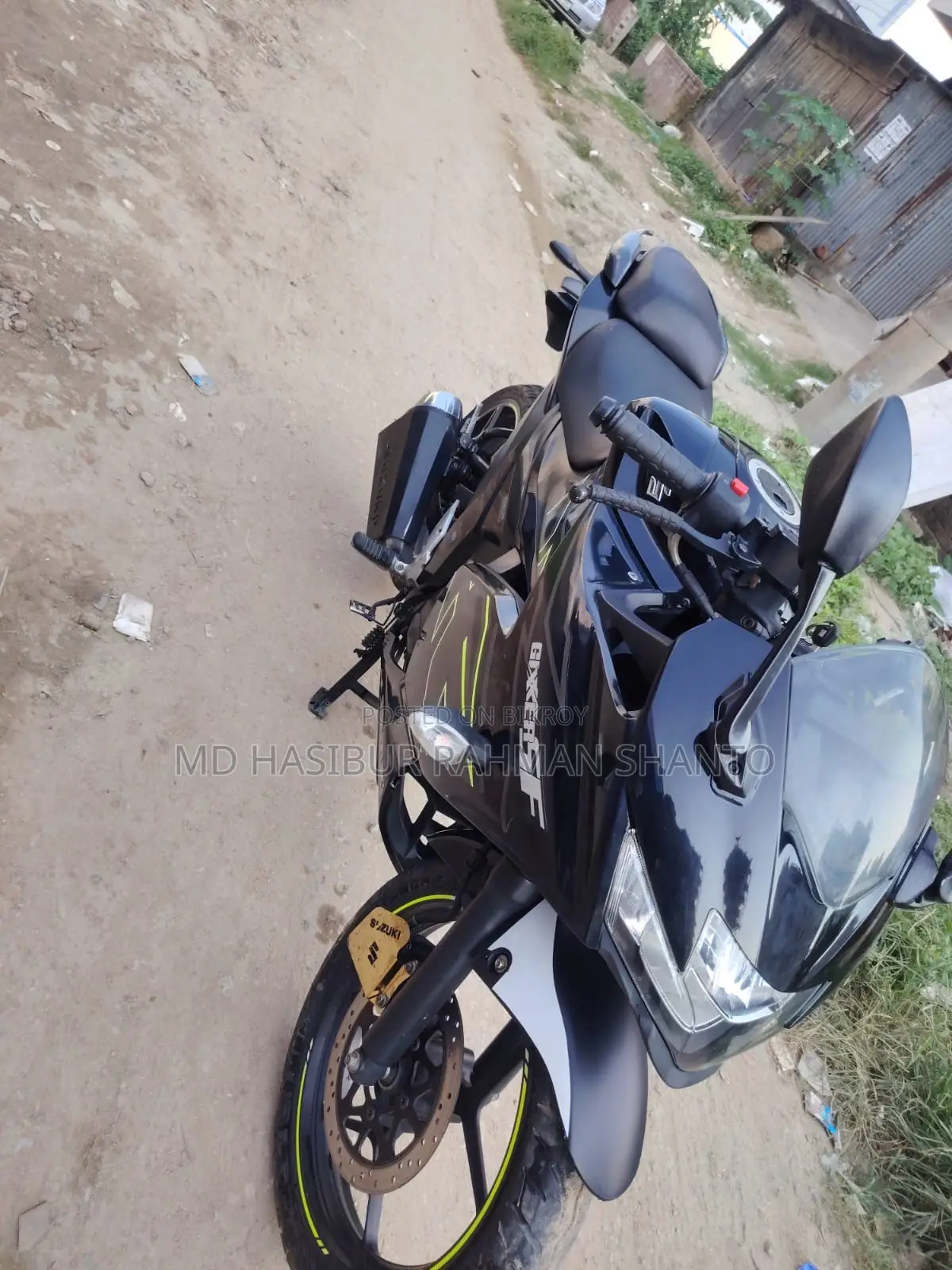 সুজুকি জিক্সার এসএফ ২০২৩ ব্ল্যাক