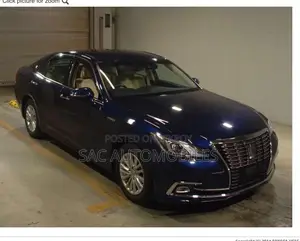 Toyota Crown 2018 Black