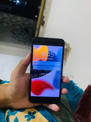 অ্যাপল আইফোন ৭ প্লাস ১২৮ জিবি ব্ল্যাক