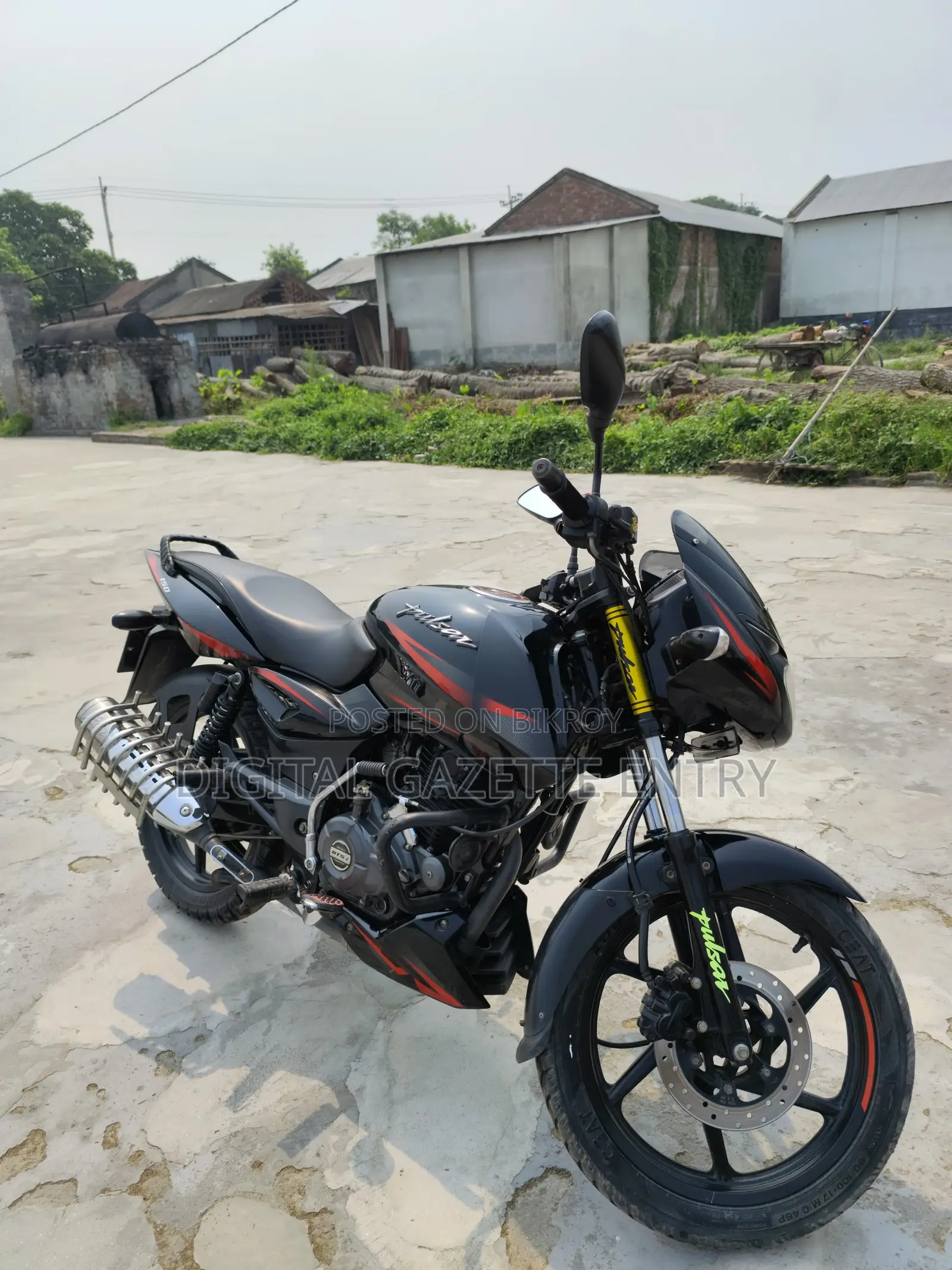 New Bajaj Pulsar 150 2021 Black