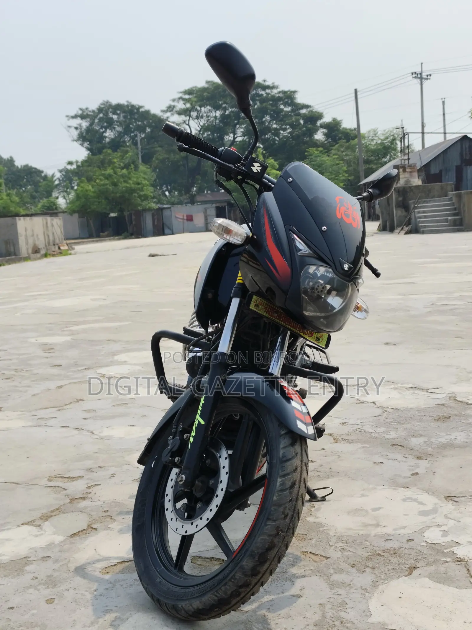 New Bajaj Pulsar 150 2021 Black