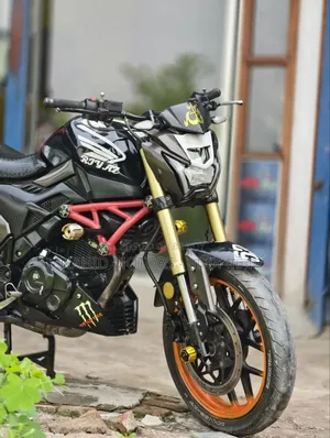 Runner Bolt 165R 2021 Black