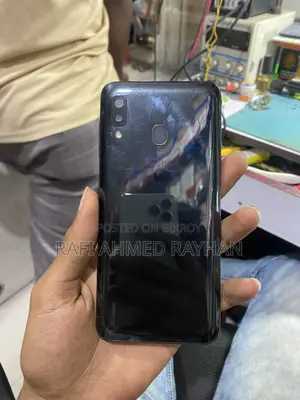স্যামসাং গ্যালাক্সি এ২০ ৩২ জিবি ব্ল্যাক