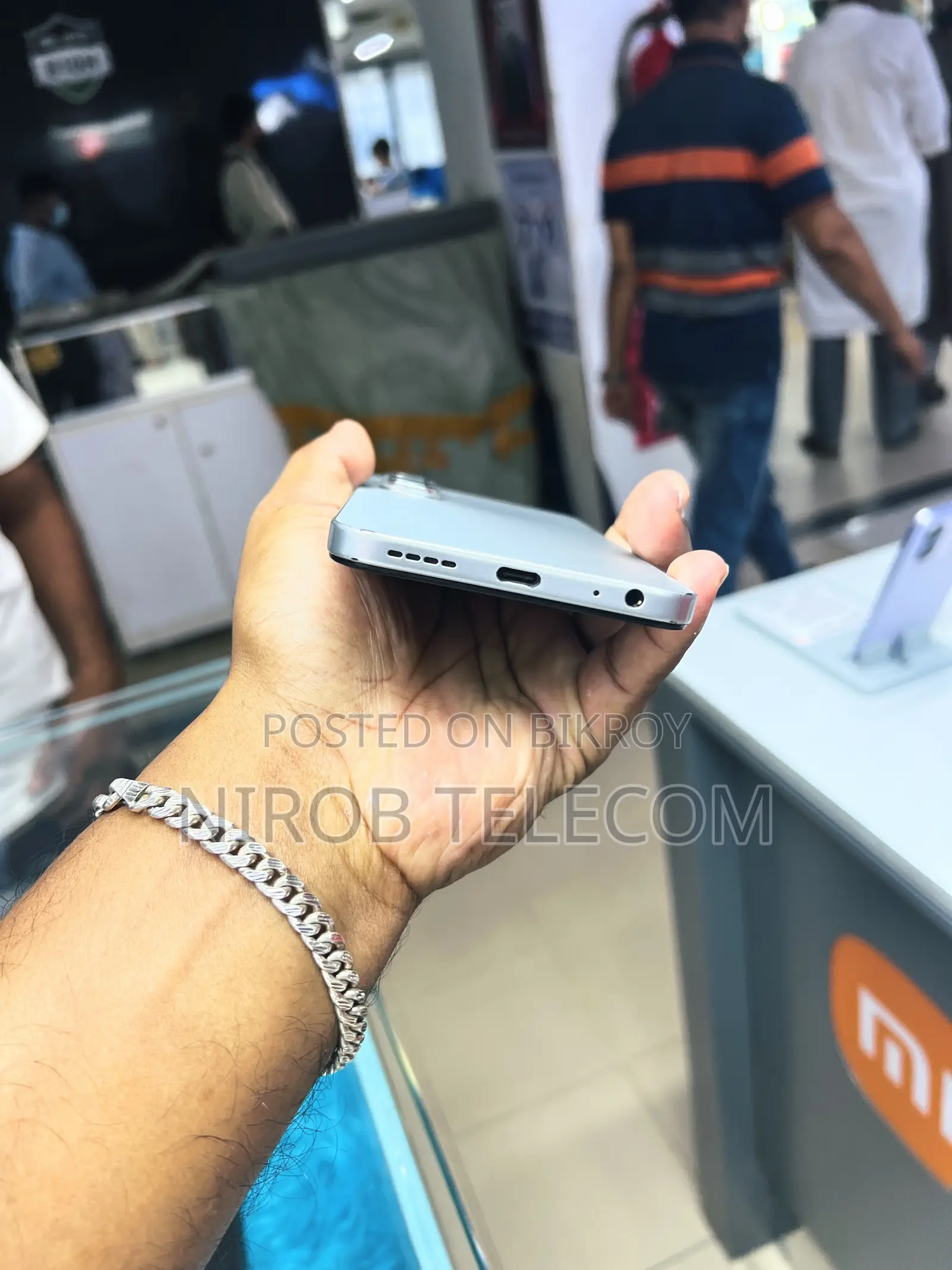 Infinix Hot 60i 256 GB Silver