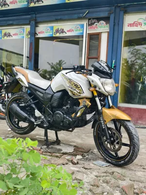 ইয়ামাহা এফজেড ২০১৬ ব্ল্যাক
