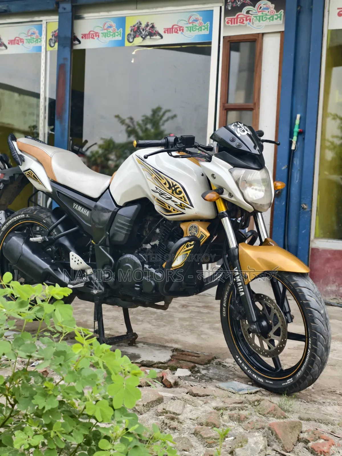 ইয়ামাহা এফজেড ২০১৬ ব্ল্যাক