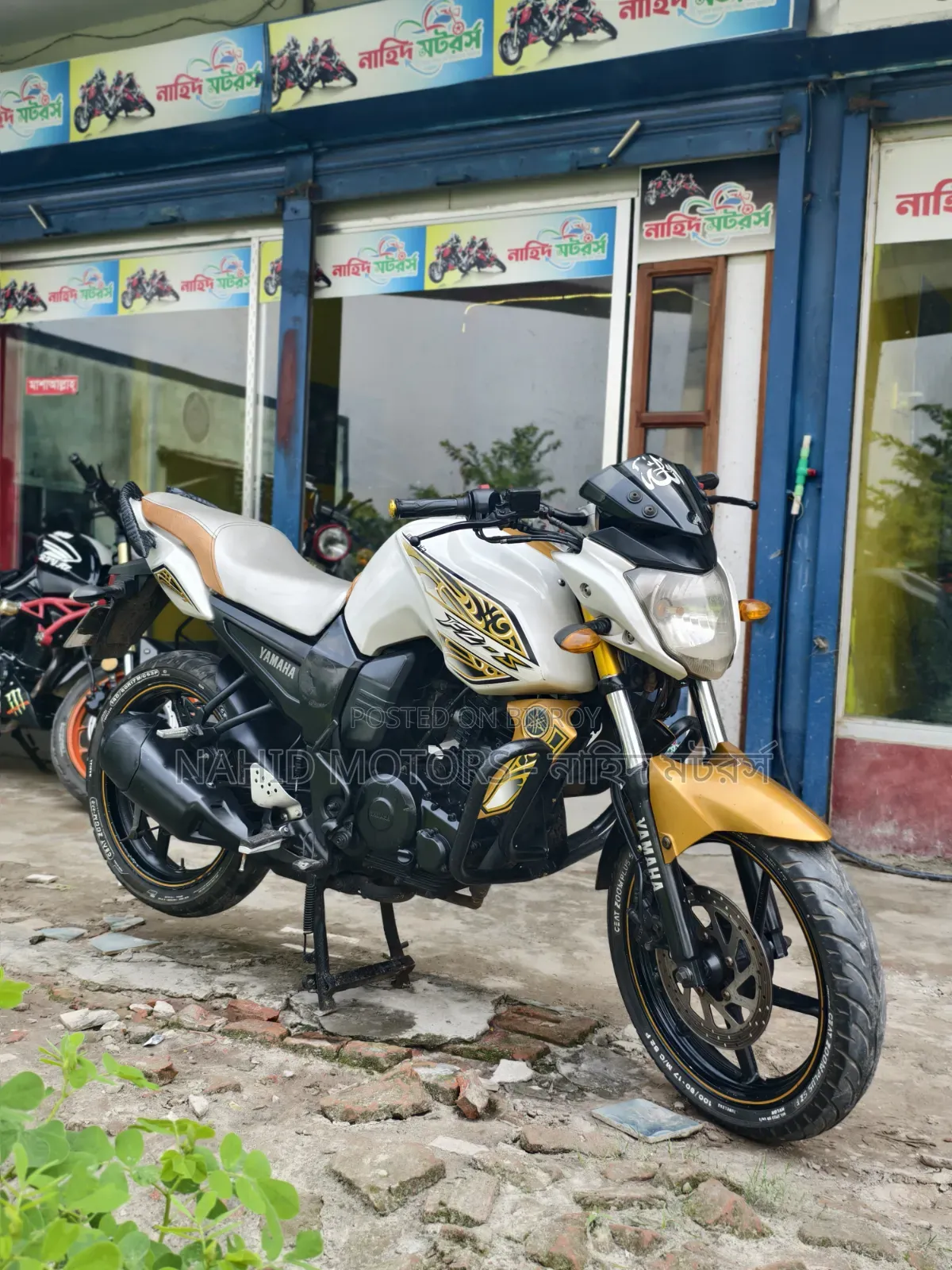 ইয়ামাহা এফজেড ২০১৬ ব্ল্যাক