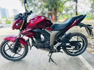 সুজুকি জিক্সার ২০২২