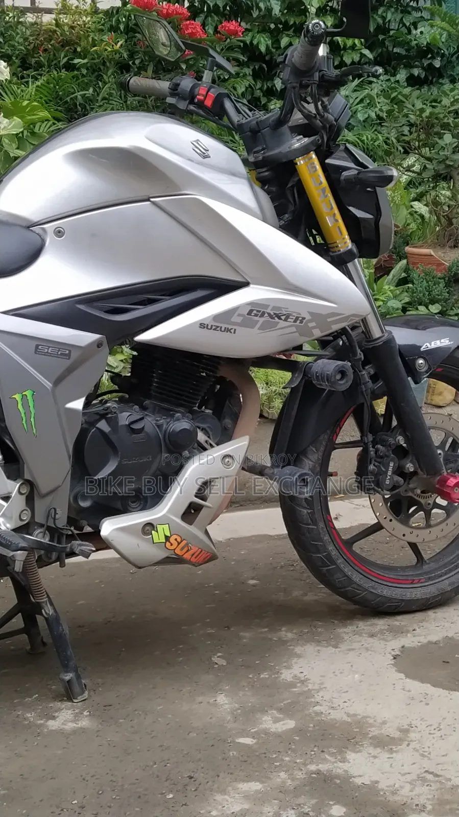 Suzuki Gixxer 2022 Silver