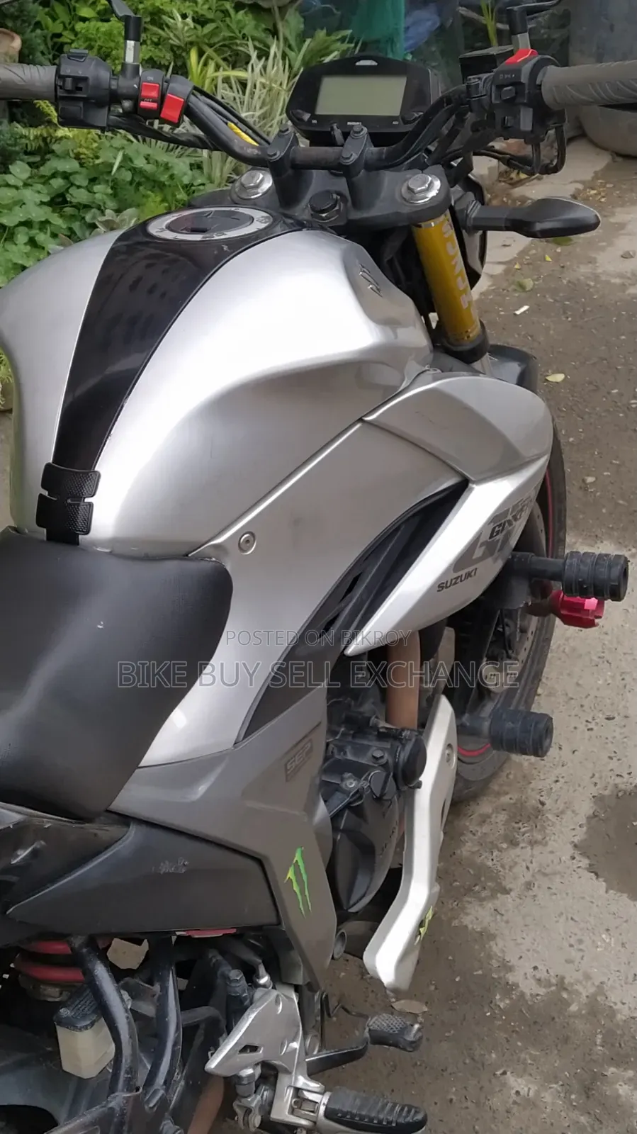 Suzuki Gixxer 2022 Silver