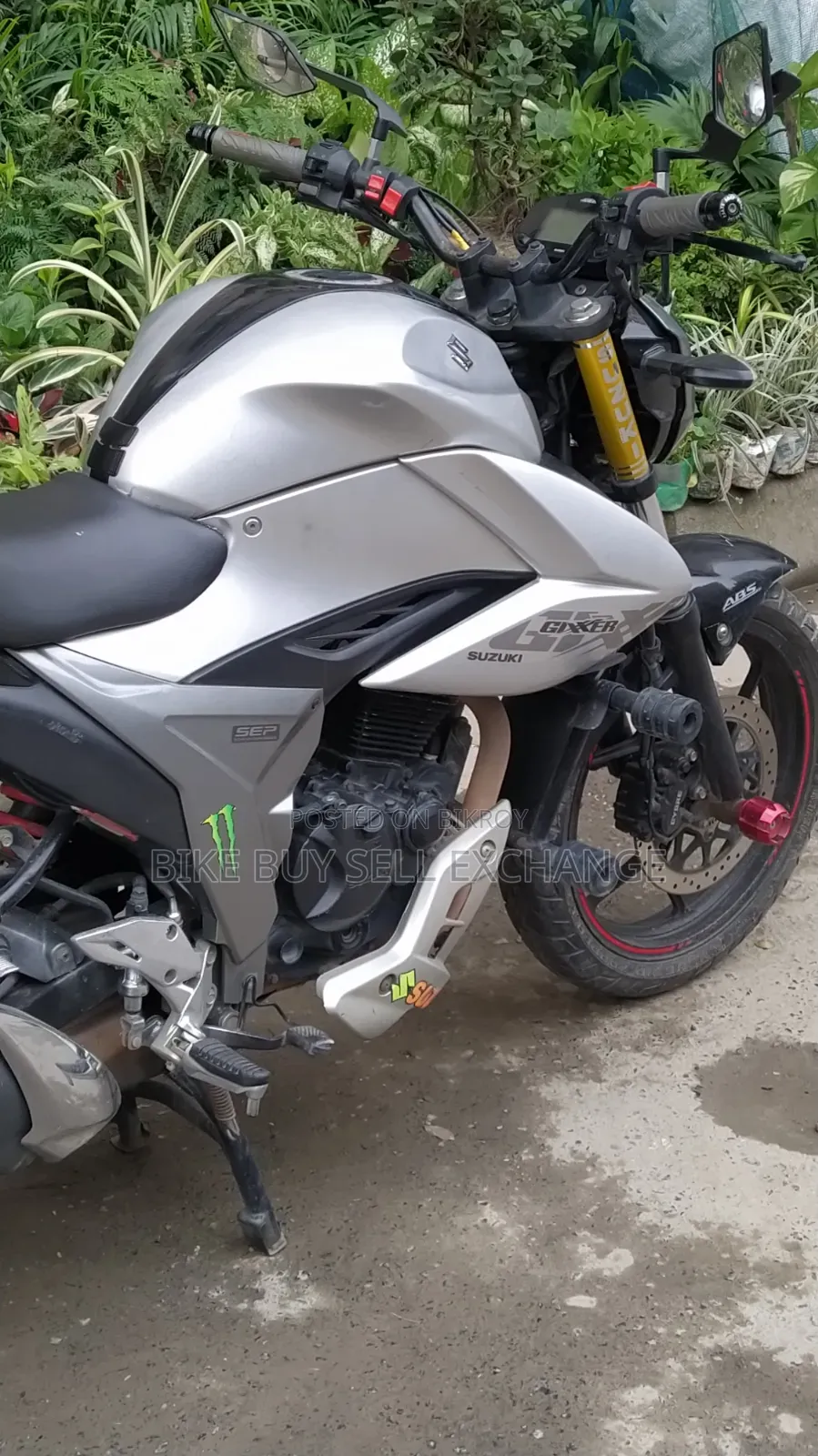 Suzuki Gixxer 2022 Silver