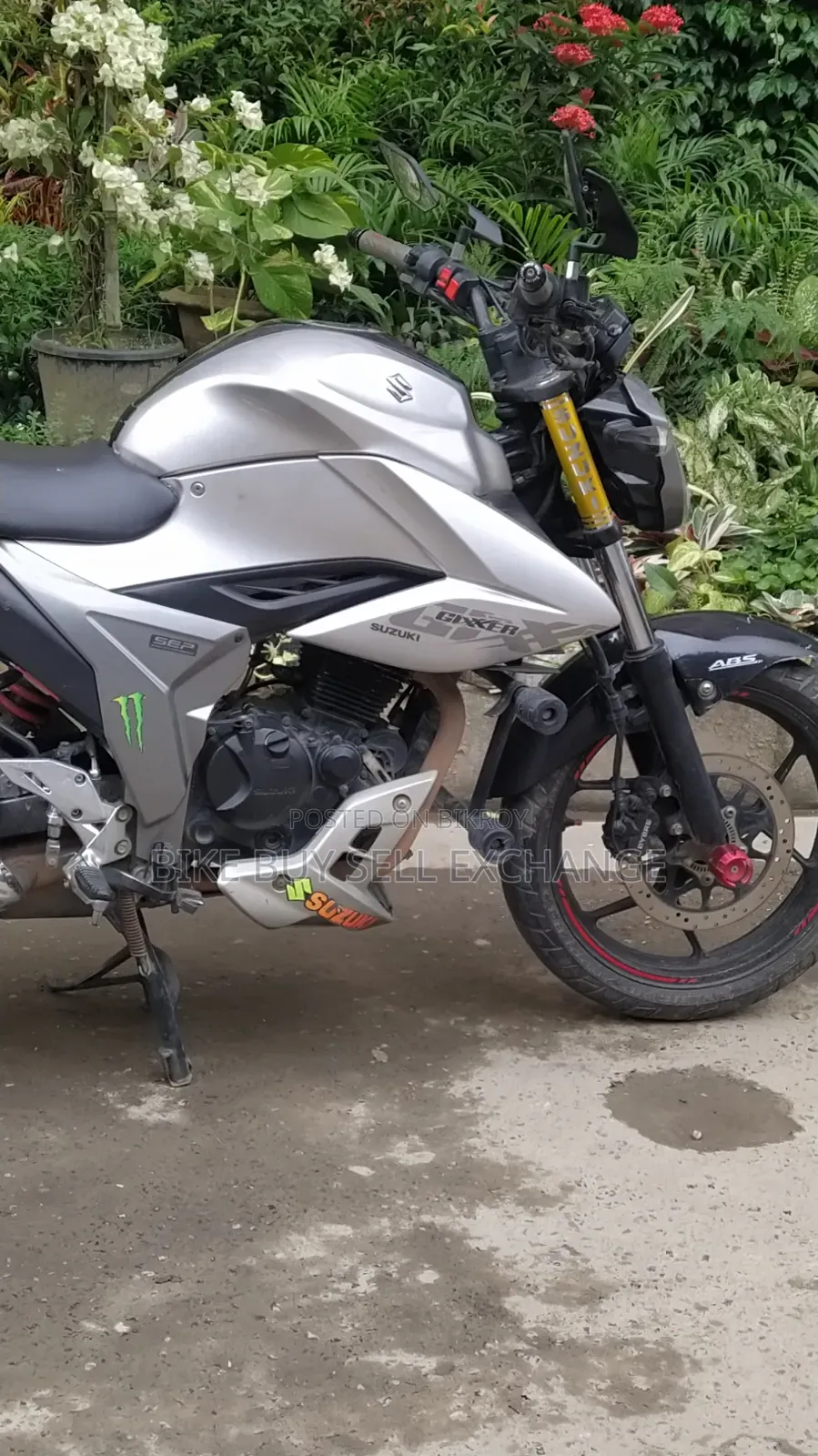 Suzuki Gixxer 2022 Silver