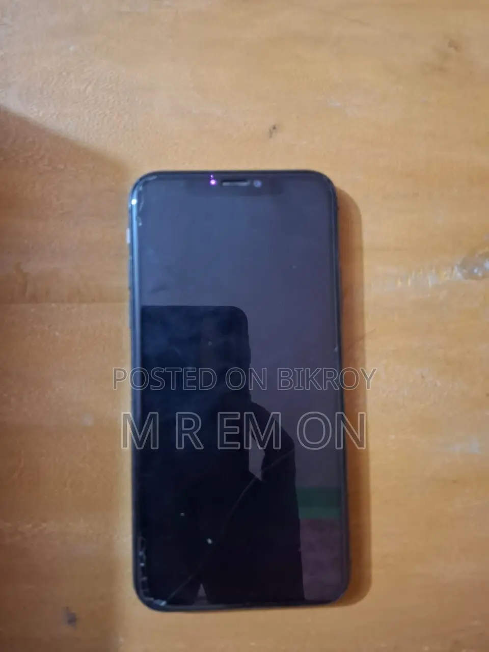অ্যাপল আইফোন এক্স ৬৪ জিবি ব্ল্যাক