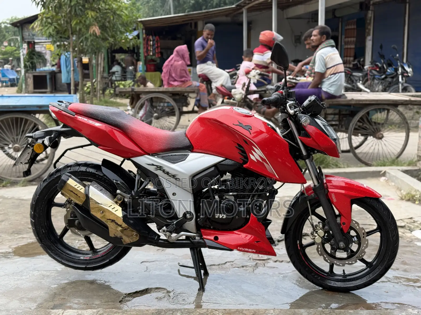 TVS Apache RTR 160 4V 2022 Red