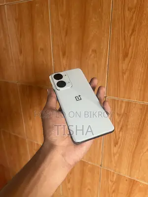 ওয়ানপ্লাস নর্ড টুটি ১২৮ জিবি হোয়াইট