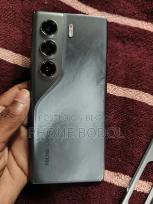 টেকনো ক্যামন ৪০ প্রো ৪জি ২৫৬ জিবি ব্ল্যাক