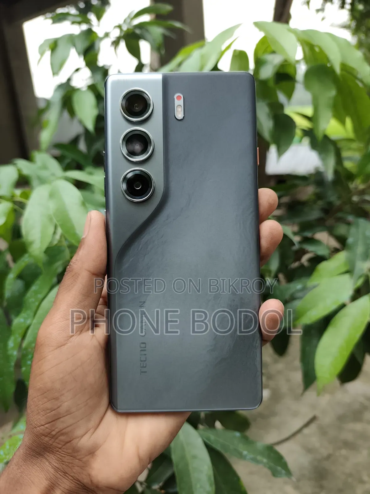 টেকনো ক্যামন ৪০ প্রো ৪জি ২৫৬ জিবি ব্ল্যাক