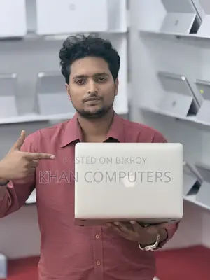 ল্যাপটপ অ্যাপল ম্যাকবুক এয়ার ২০১৭ ৮জিবি ইন্টেল কোর আই৫ এসএসডি ১২৮জিবি