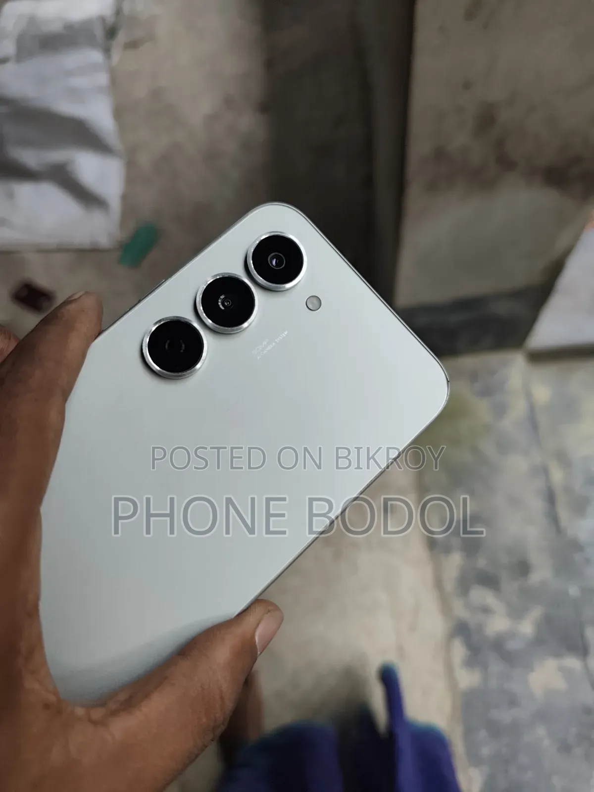 টেকনো স্পার্ক ৪০ প্রো ১২৮ জিবি