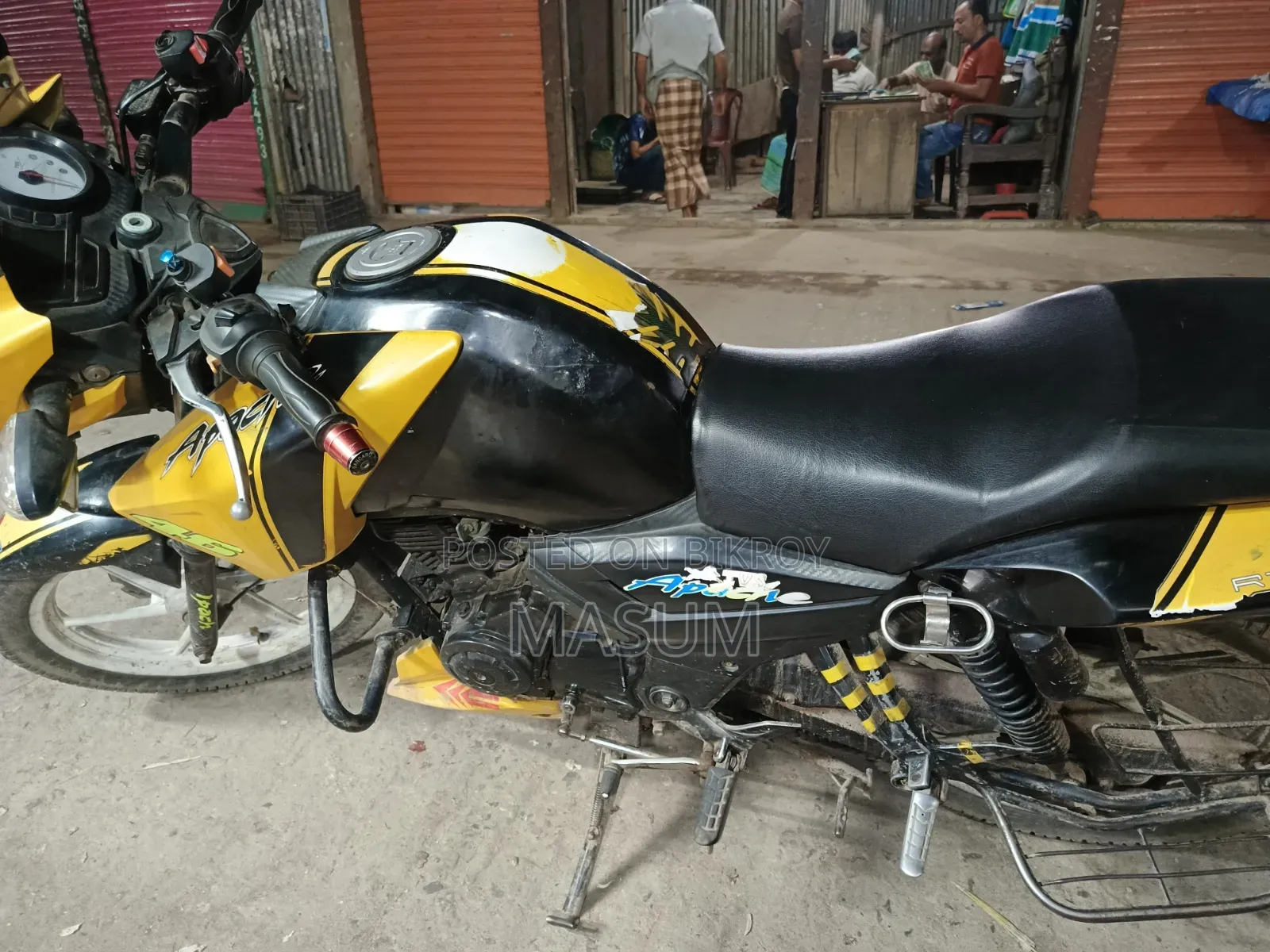 টিভিএস আপাচি ১৮০ আরটিআর ২০১৭ ব্ল্যাক
