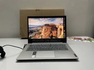 Laptop Lenovo Ideapad 3 4GB AMD Ryzen HDD 1T