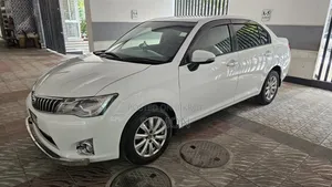 Toyota Axio 2013 White