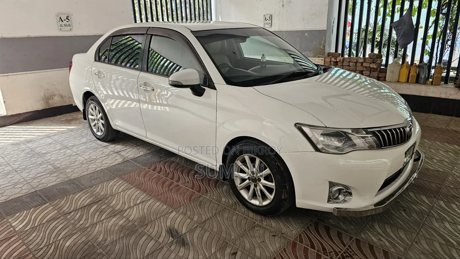 Toyota Axio 2013 White