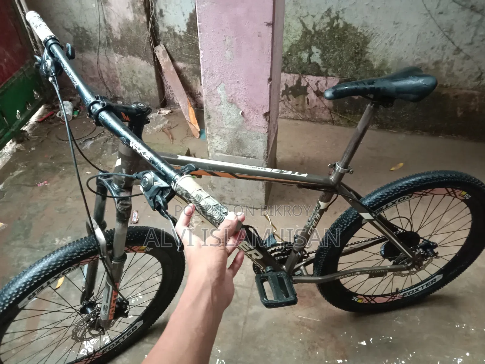 মোটরসাইকেল ২০২৪ অরেঞ্জ