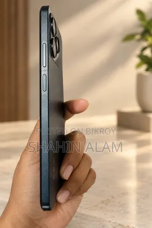 রিয়েলমি ১২৮ জিবি কালো