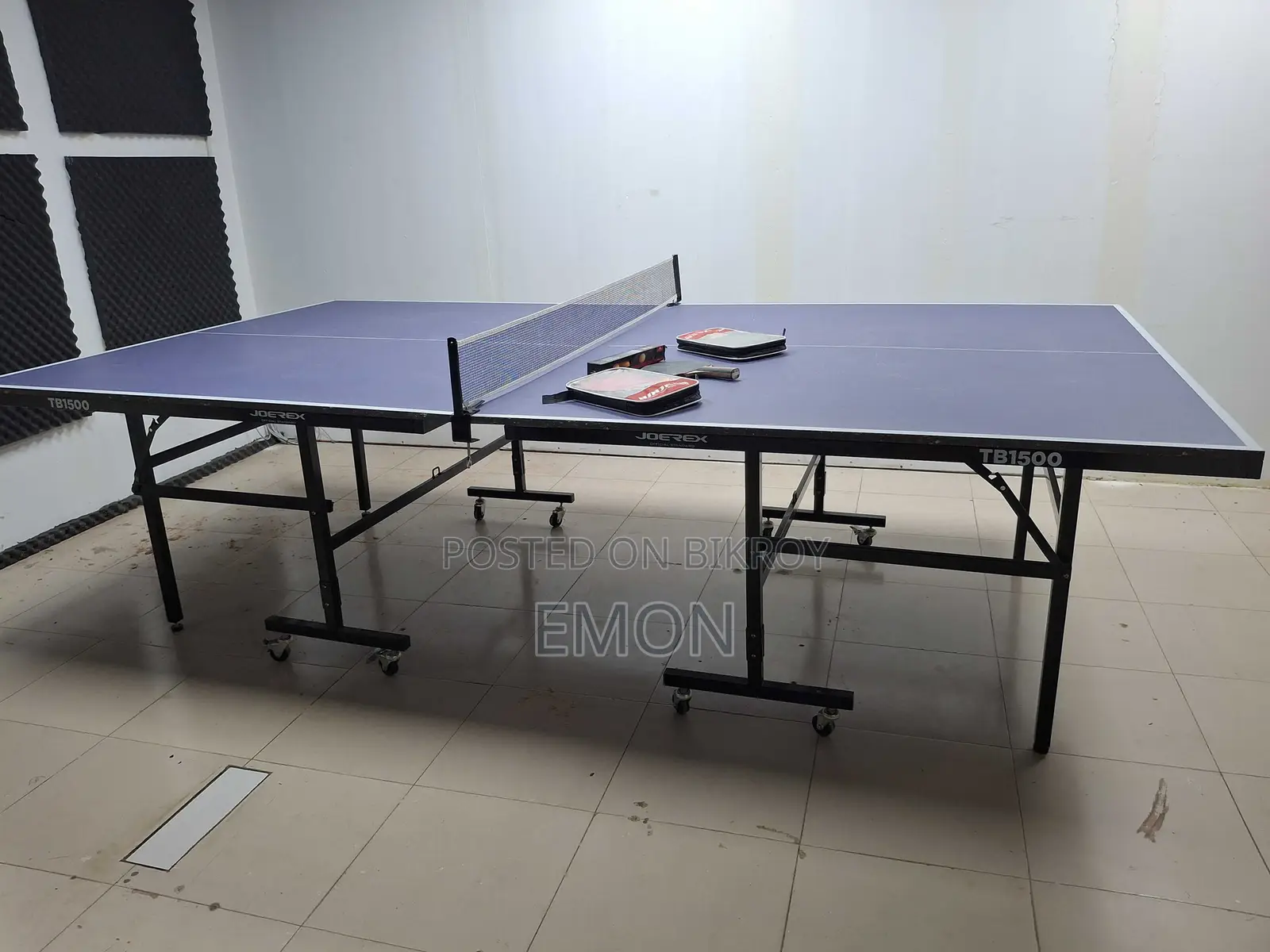 Urgent Sale: Joerex Foldable Table Tennis Board (Excellent Condition).