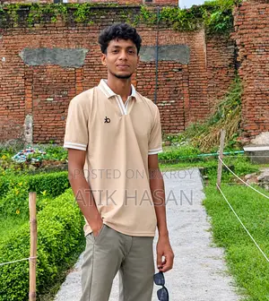 ল্যাপটপ শো-রুমের জন্য সেলস এক্সিকিউটিভ প্রয়োজন