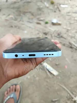রিয়েলমি নোট ৫০ ৬৪ জিবি নীল